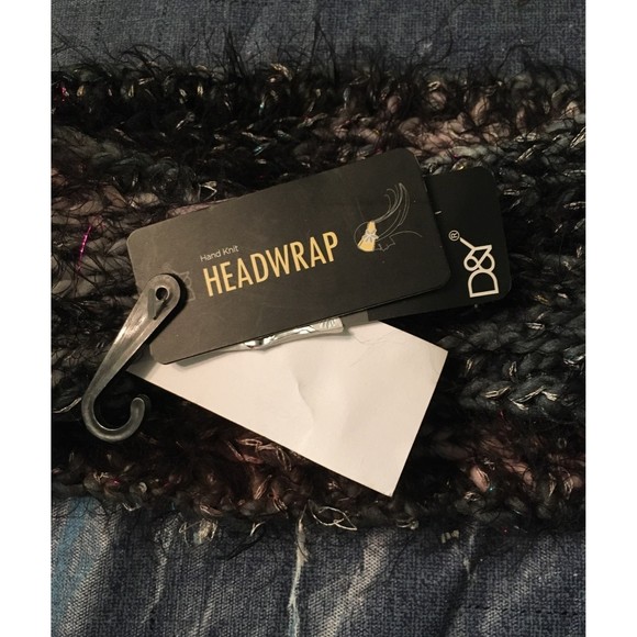 NWT! Hand knit head wrap - Picture 5 of 8